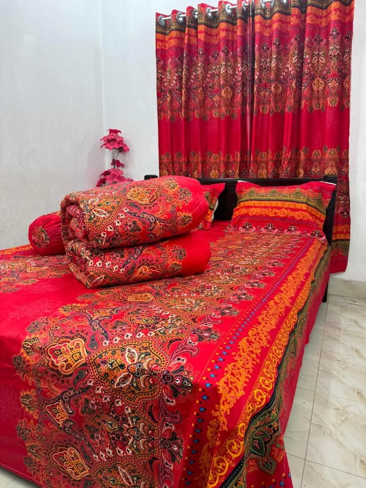 Comforter Set for King Bed: Comforter, Sheet, 2 Pillow Covers