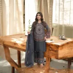 পাকিস্তানি ডিজাইন বুটিক থ্রি পিস