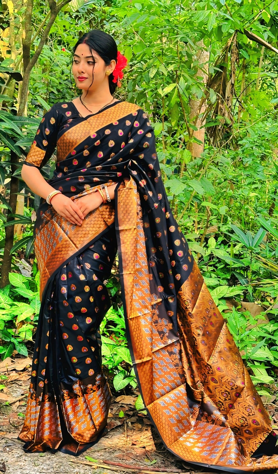 হালকা সফট সিল্ক কাতান শাড়ি, জরির বুনট, 12 হাত