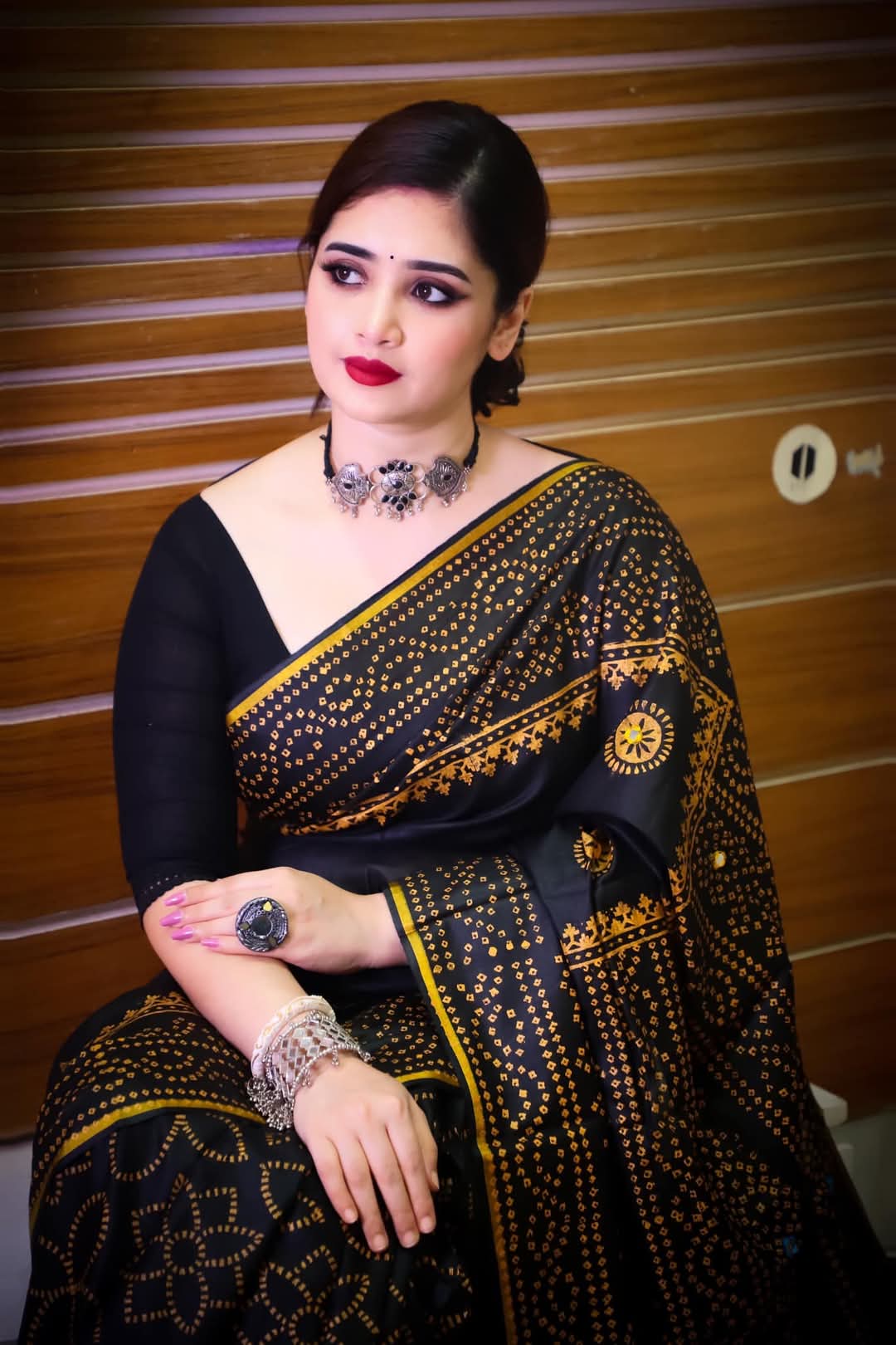 Reshmi Silk Saree with Chunri Block Print and Dollar Work