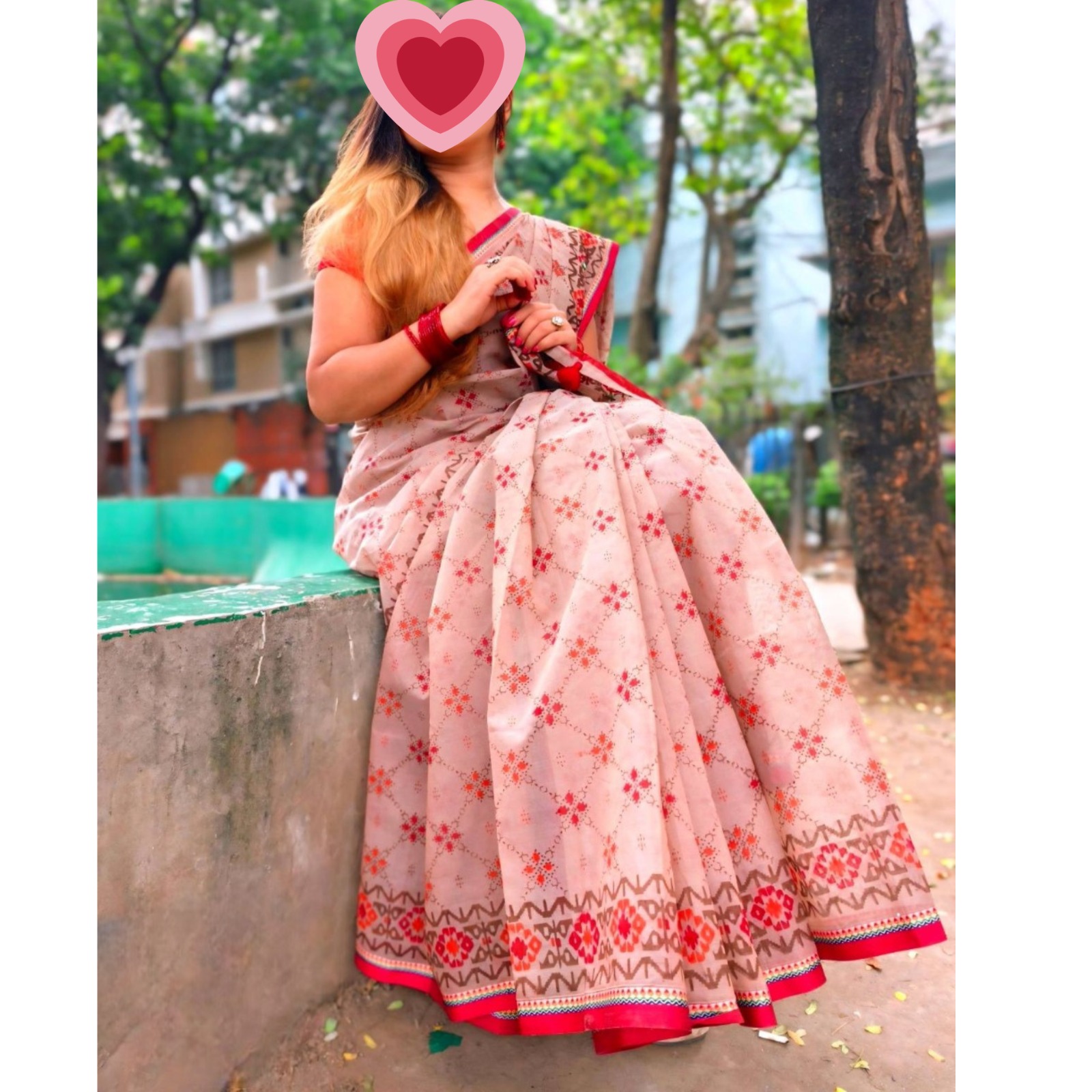হাফ সিল্ক বুটিক শাড়ি