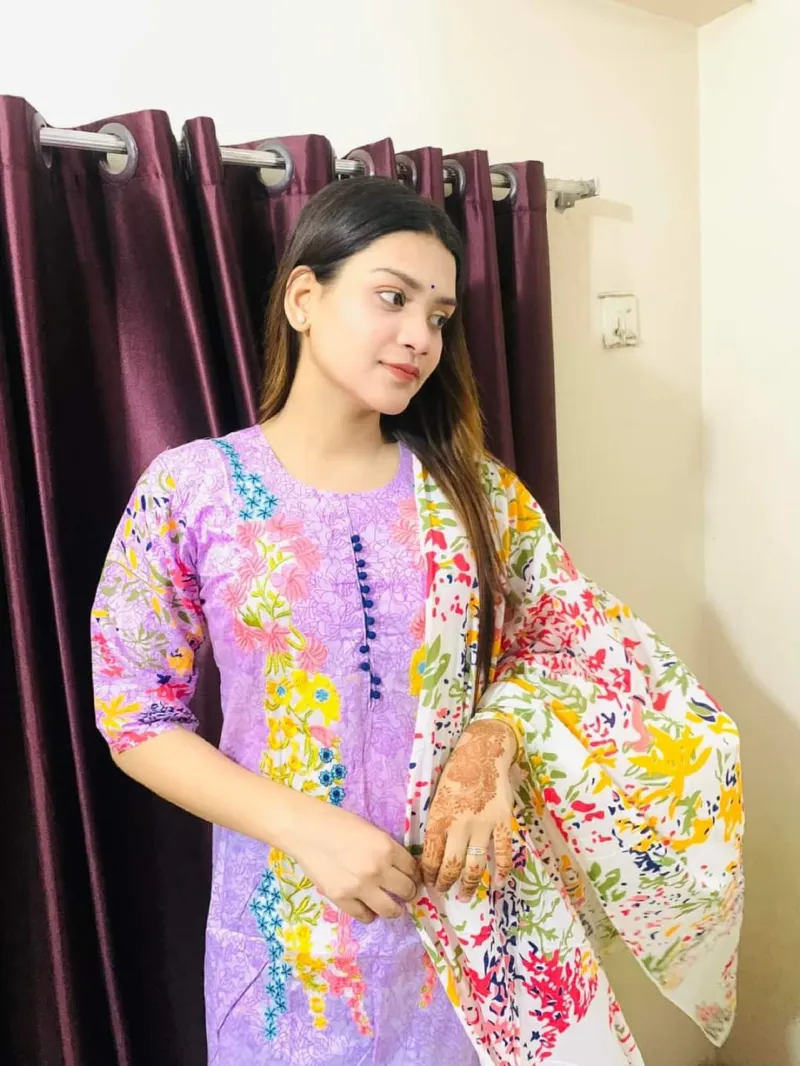 এমব্রয়ডারি ভয়েল থ্রি পিস, স্ক্রিন প্রিন্ট কটন ওড়না