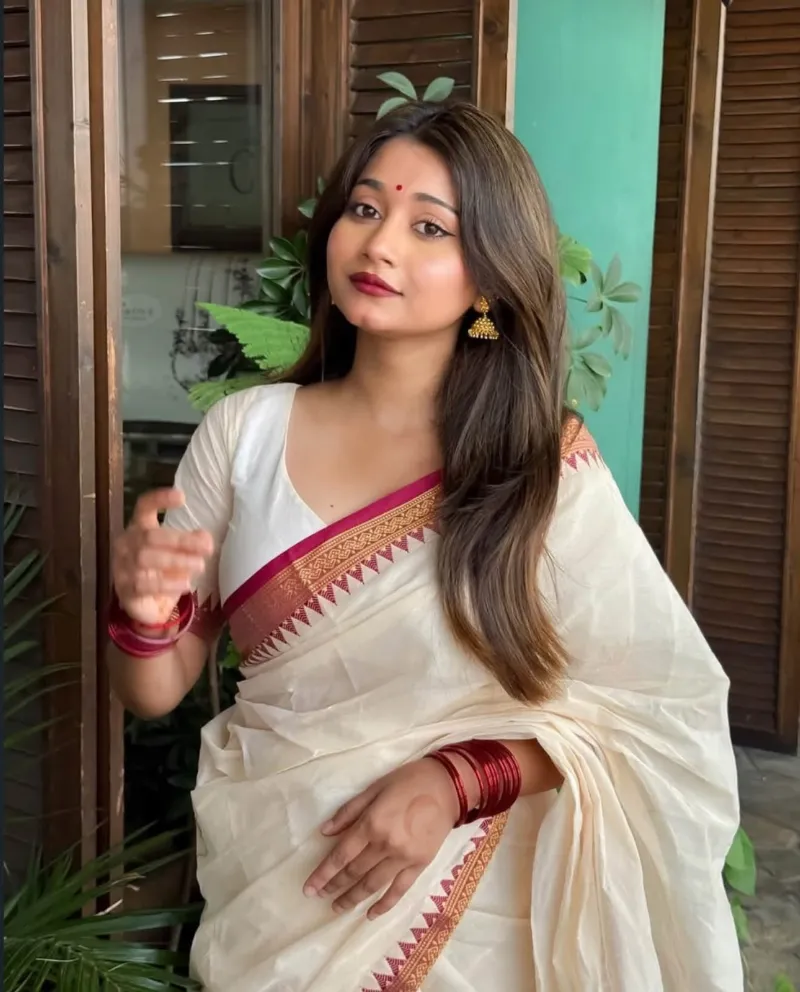 Afsan Print Saree, 12 Haath, with Tassel Anchal and Blouse Piece