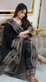 মেয়েদের রেয়ন কটন থ্রি-পিস, ফুল বডি সিকুইন এমব্রয়ডারি