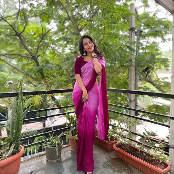 প্রিমিয়াম রেইনবো জর্জেট শাড়ি