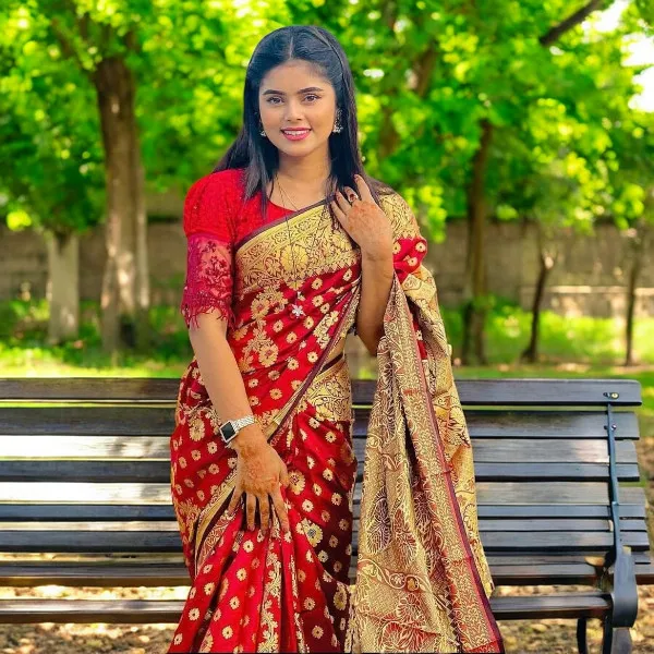 ভারী জরি কাজের সিল্ক কাতান শাড়ি