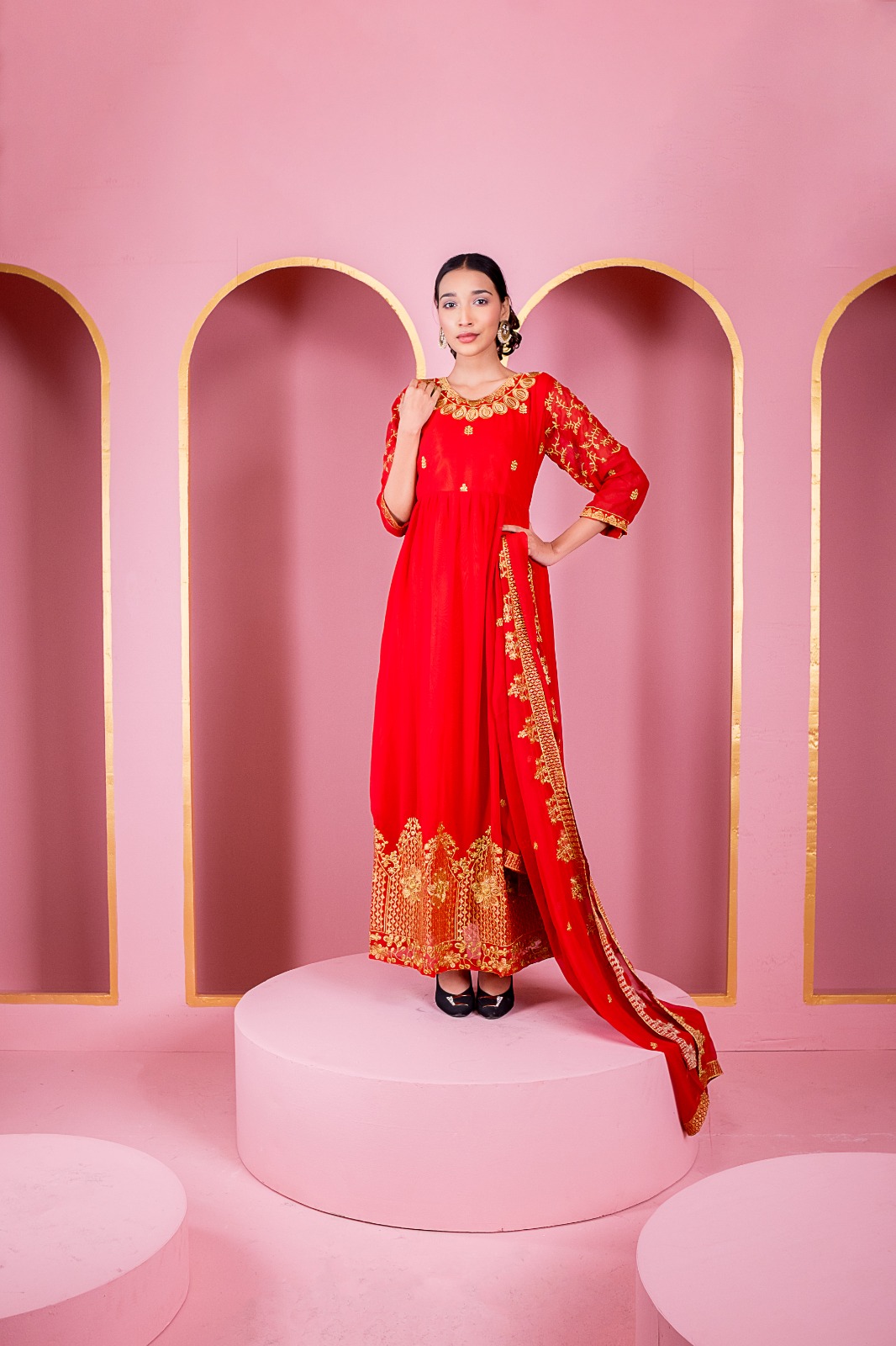 Women's Georgette Embroidered Party Dress with Inner, Up to 47 Inch