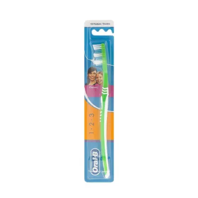 Oral-B 1 2 3 Classic 40 Medium টুথব্রাশ - সবুজ