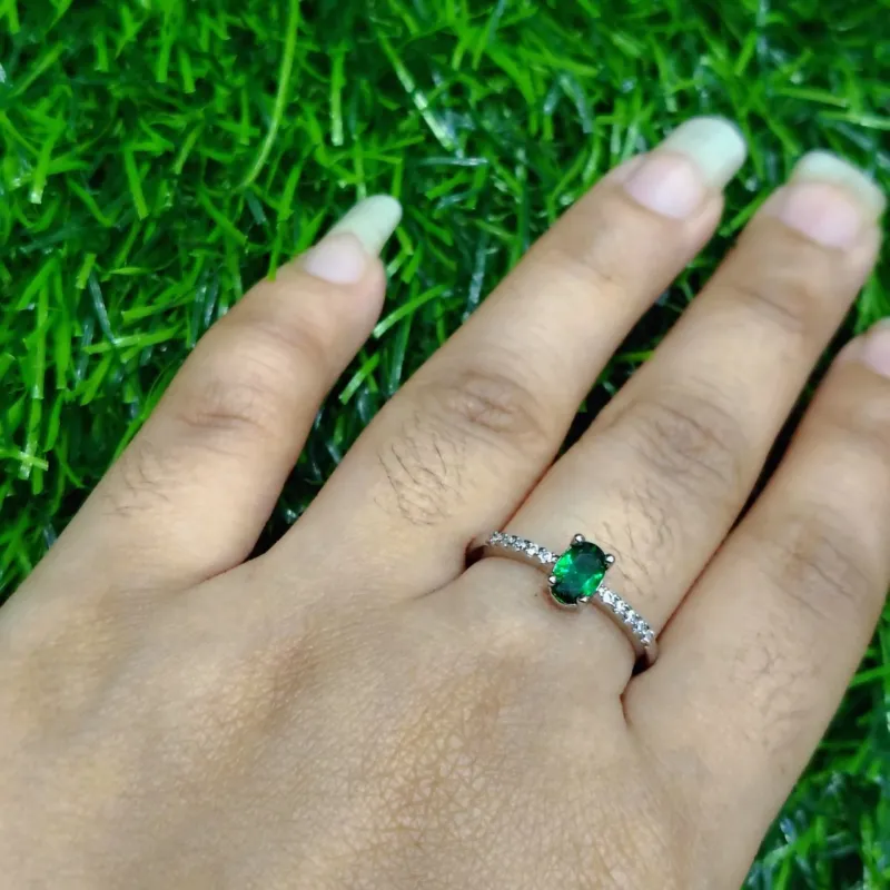 স্যাফায়ার ক্রিস্টাল রিং – সিলভার ফিনিশ