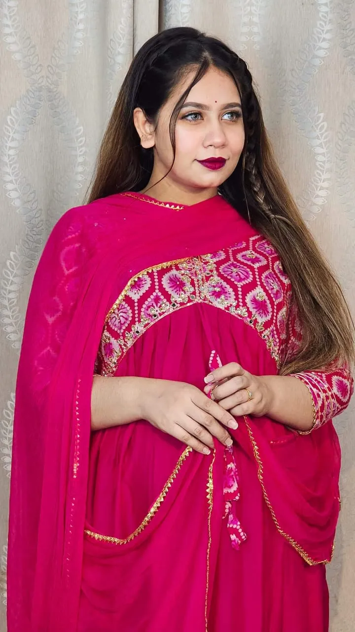 কারচুপির কাজ করা আলিয়া কাট লিনেন থ্রি পিস, 5 রং
