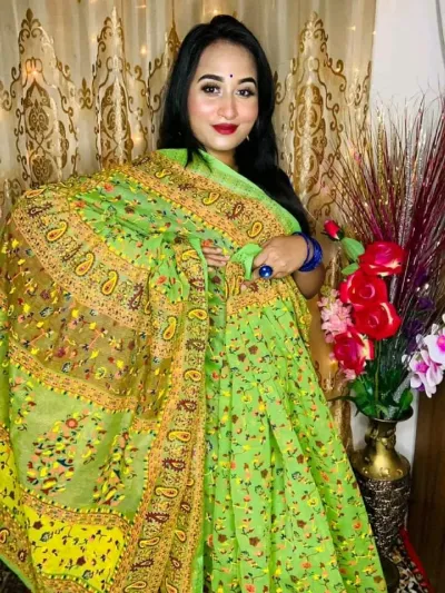 Women's 12 Haath Half Silk Saree with Screen Print