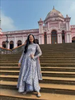 Hania Amir ইন্সপায়ার্ড ডিজিটাল প্রিন্ট থ্রি পিস