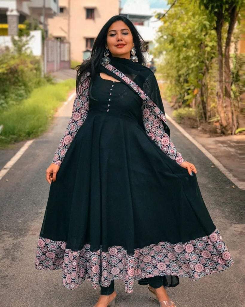 Linen Three Piece with Georgette Orna and Butter Salwar