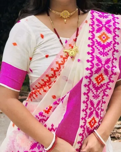 হাফ সিল্ক কটন স্ক্রিন প্রিন্ট পূজা শাড়ি ব্লাউজ পিসসহ