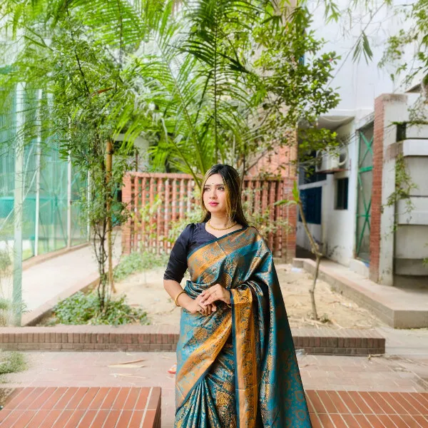সিরাজগঞ্জের পিওর সিল্ক কাতান শাড়ি 12 হাত