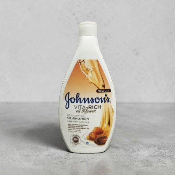 Johnson's Vita Rich Oil Infusion Rejuvenating অয়েল ইন লোশন – বডি লোশন 400ml