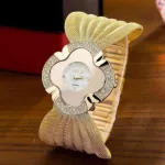 লাক্সারি বাটারফ্লাই ঘড়ি