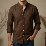 ছেলেদের সলিড কালার ব্যান কলার শার্ট (ডিপ সেপিয়া)