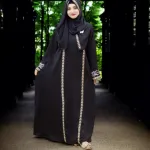 গোল্ডেন বোরকা হিজাবসহ