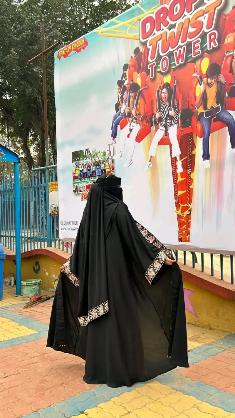 মরিয়ম এমব্রয়ডারি বোরকা, ফুল স্লিভ ইনার, 200 ঘের