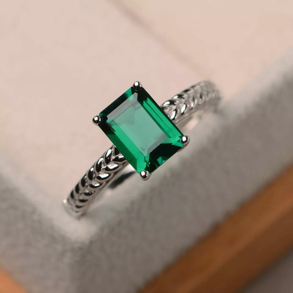 Chowtushkoni Dyuti Women's Ring