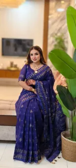 পাড়ে প্রিন্ট করা হাফ সিল্ক স্ক্রিন প্রিন্ট শাড়ি, ব্লাউজ পিসসহ