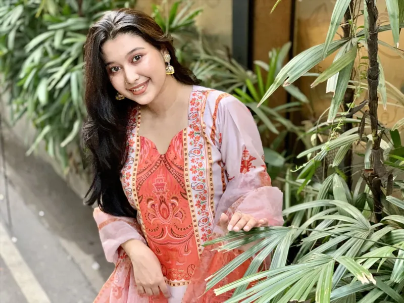 Women's Silk Digital Print Three Piece with Soft Cotton Orna
