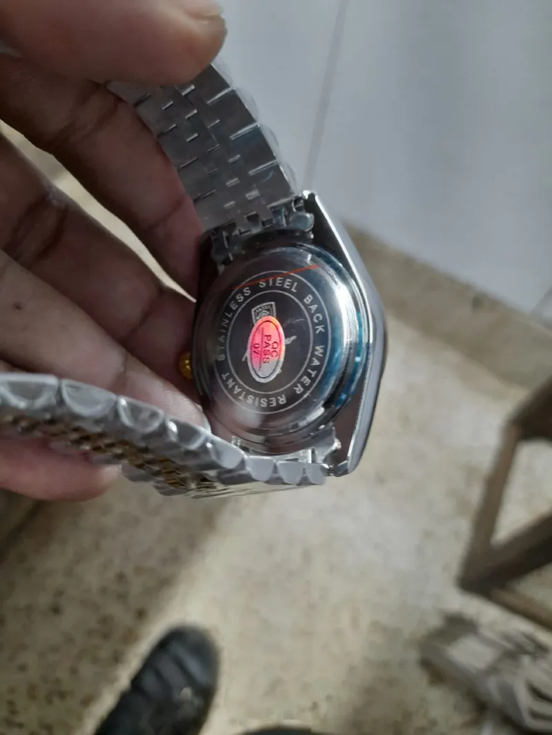 Poedagar 910 মডেল ছেলেদের ফ্যাশন ঘড়ি (IPG কালার)