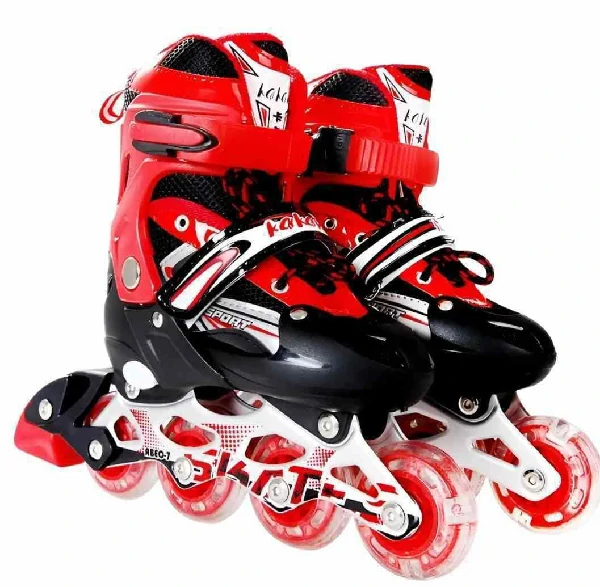 Adjustable inline roller skating shoes