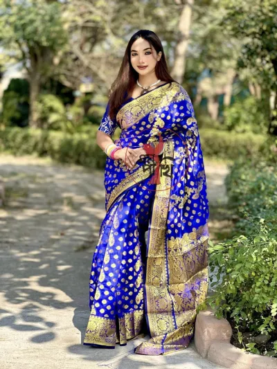 গোল্ডেন সুতা ও জরির কাজের সিল্ক কাতান শাড়ি, 12 হাত