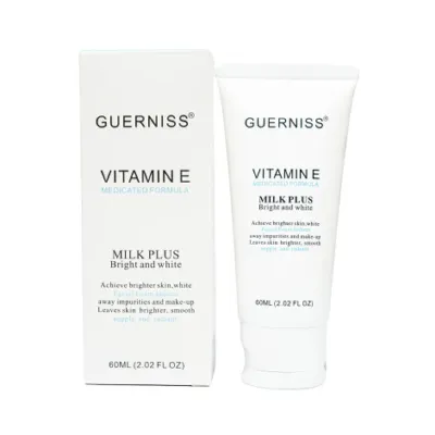 Guerniss ভিটামিন E মিল্ক প্লাস Bright And White ফেসিয়াল ফোম 60ml