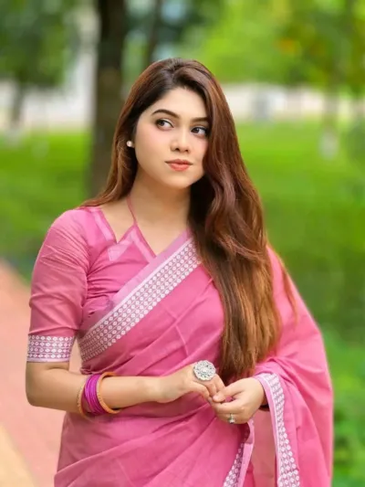 নকশি পাড়ের শাড়ি, ম্যাচিং ব্লাউজ পিসসহ, 3 রং
