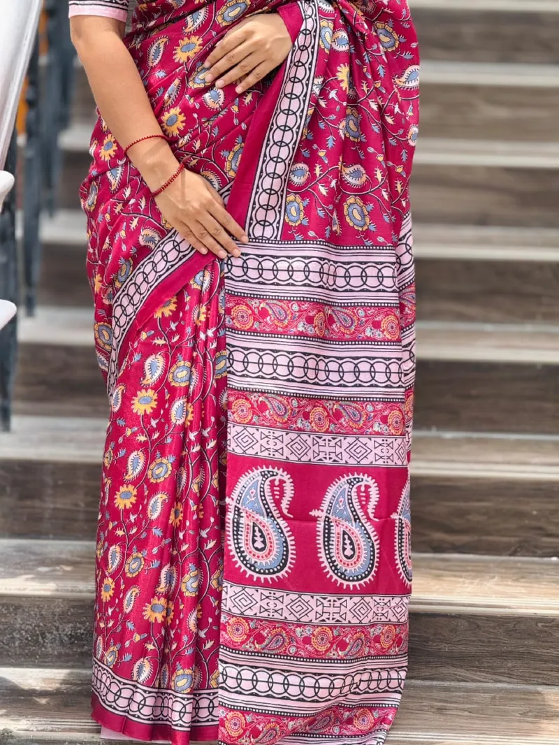 Topetor Silk Saree with Floral Motifs and Geometric Border