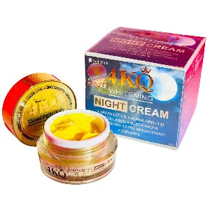 4KQ Whitening নাইট ক্রিম