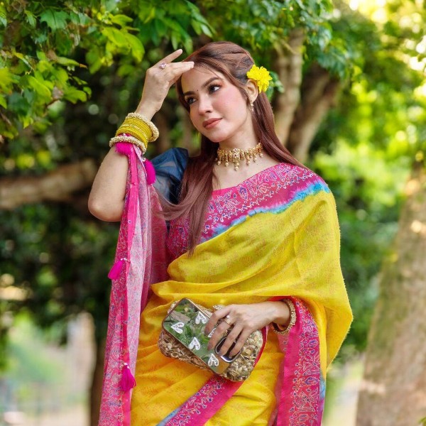 ফাগুন স্পেশাল ডিজিটাল প্রিন্ট শাড়ি