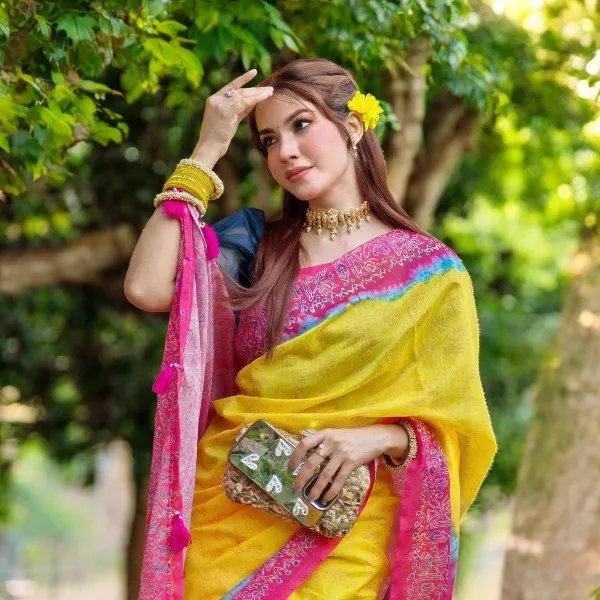 ফাগুন স্পেশাল ডিজিটাল প্রিন্ট শাড়ি
