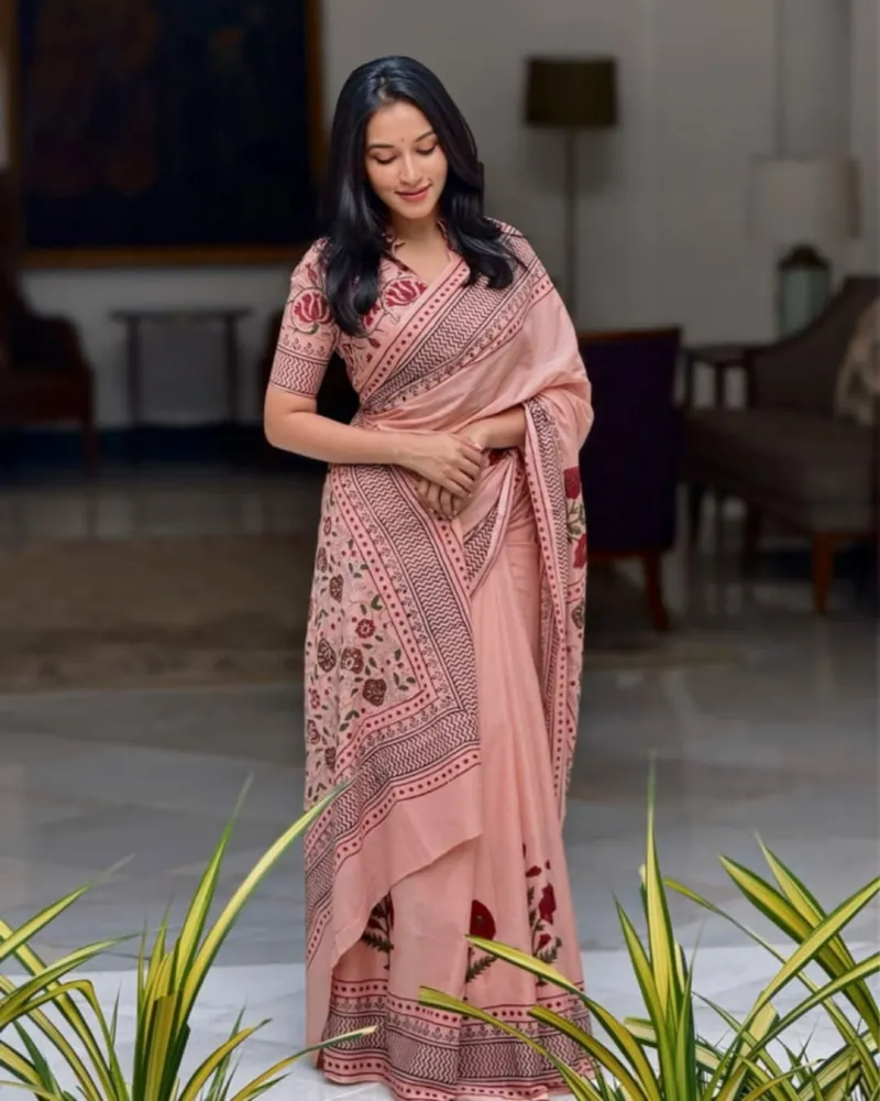 ট্যাসেল আঁচলের ডিজিটাল প্রিন্ট পারশা শাড়ি, 6 রং