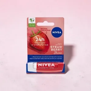 Nivea স্ট্রবেরি শাইন লিপ বাম 4.8g