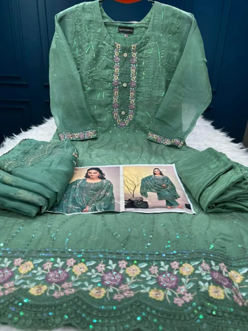 হেভি সিকুইন এমব্রয়ডারি জর্জেট থ্রি পিস, কাটওয়ার্ক ওড়না