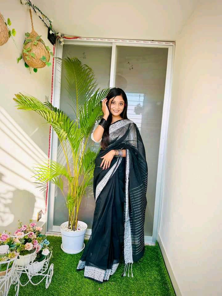 হাফ সিল্ক ও কটন মিক্স পাড় শাড়ি, 12 হাত