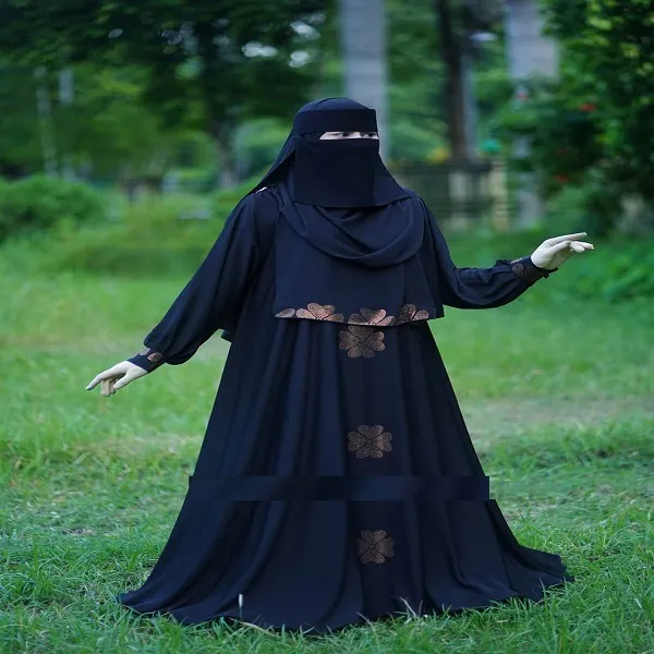 দুবাই চেরি বোরকা (হিজাবসহ)