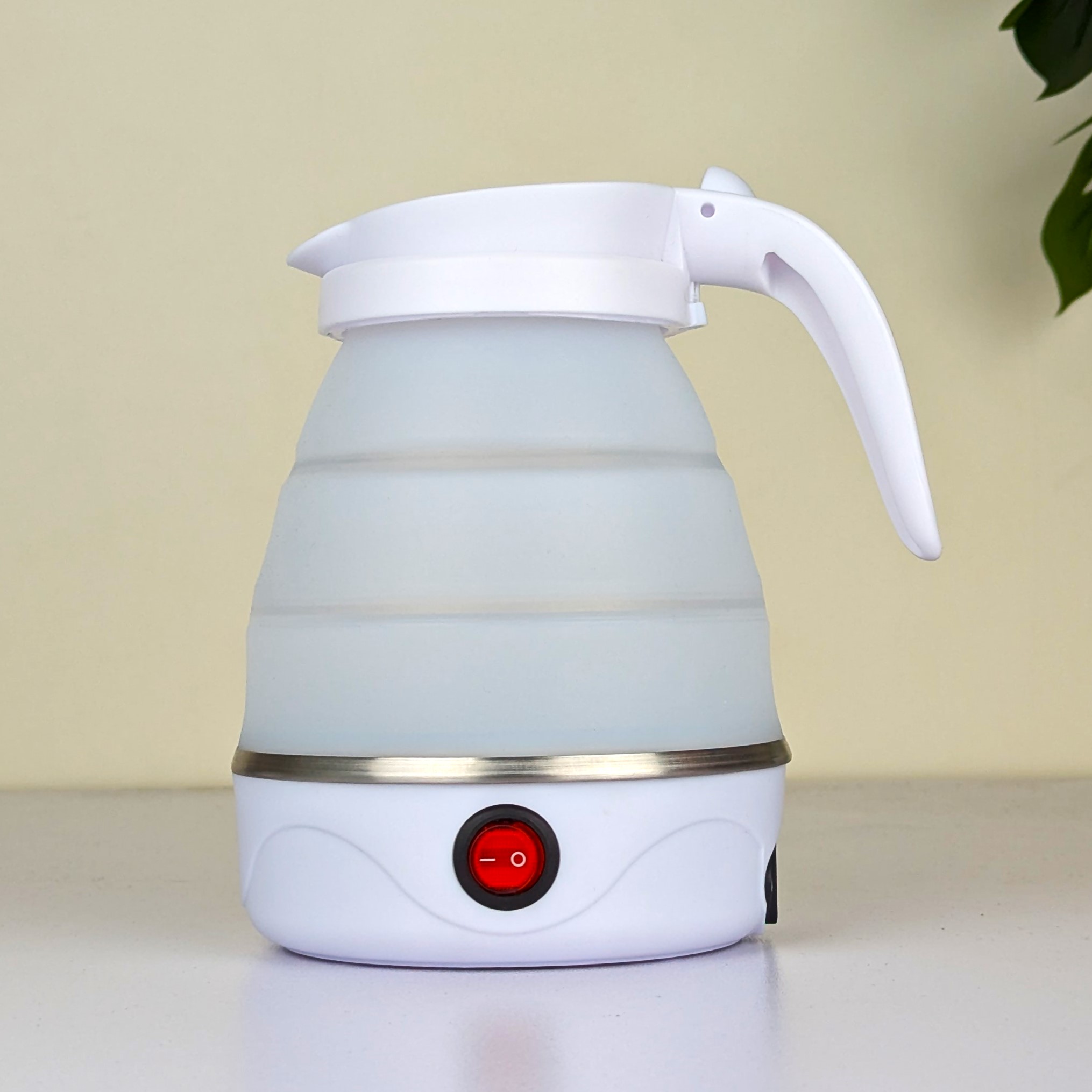ট্রাভেলিং ফোল্ডিং কেটলি 600ml – পোর্টেবল সিলিকন ইলেকট্রিক ওয়াটার বয়লার