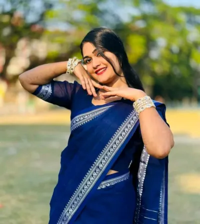 নকশী পাড়ের সুতি শাড়ি, আলাদা ব্লাউজ পিসসহ, 4 রং