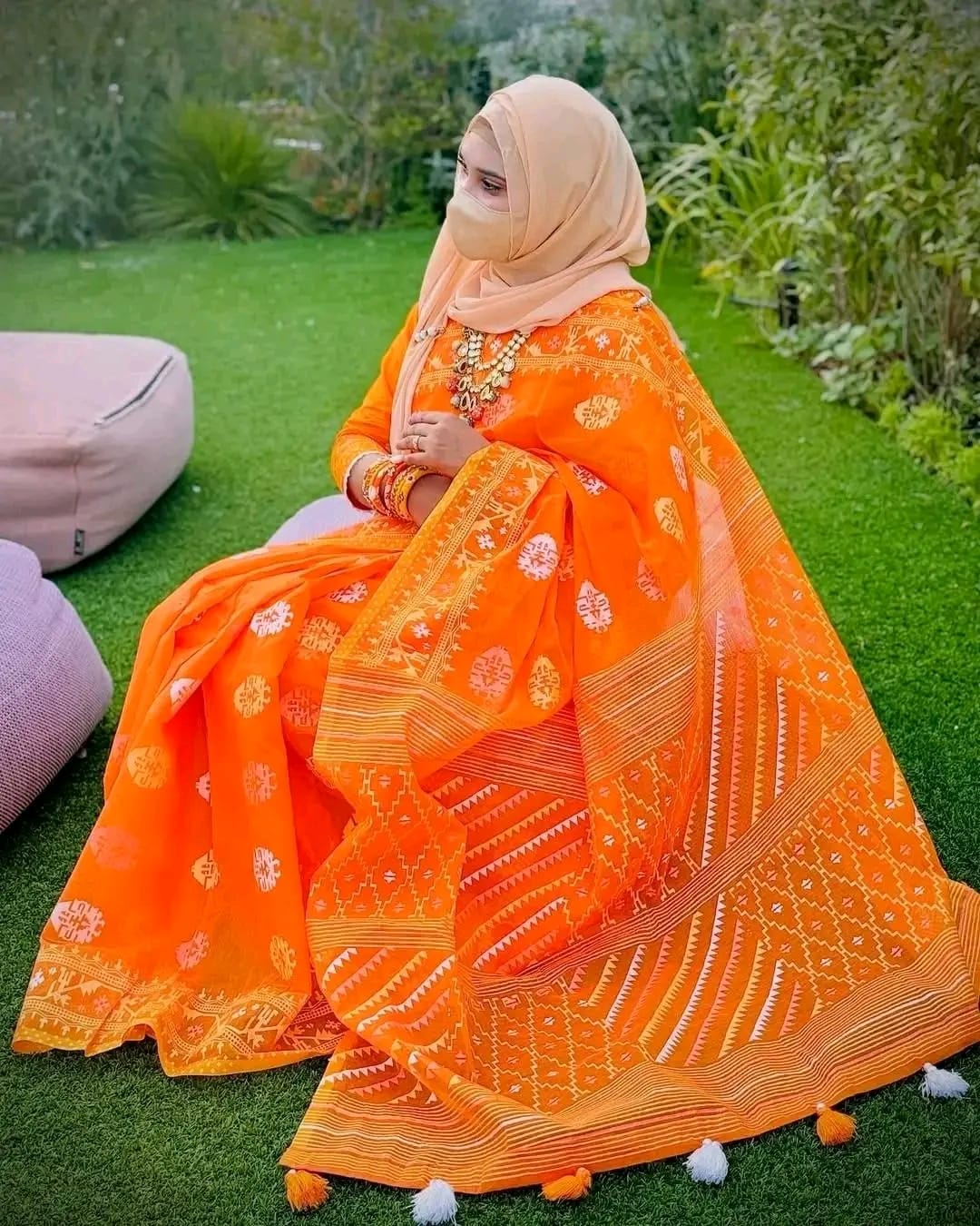 মহিলাদের জামদানি স্ক্রিন প্রিন্ট হাফ সিল্ক শাড়ি, প্রতিদিনের জন্য