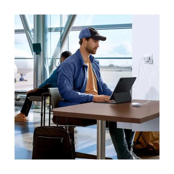 Ugreen X227 USB & USB-C 20W সাদা চার্জার