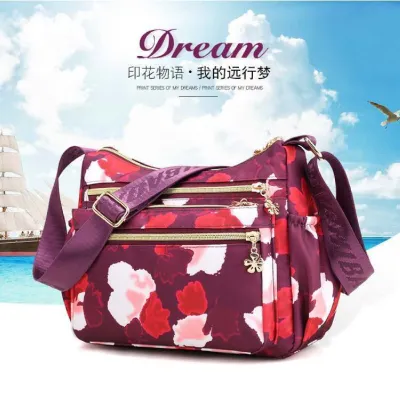 কোরিয়ান স্পোর্টস ট্রাভেল শোল্ডার ব্যাগ (লাইট মেরুন)