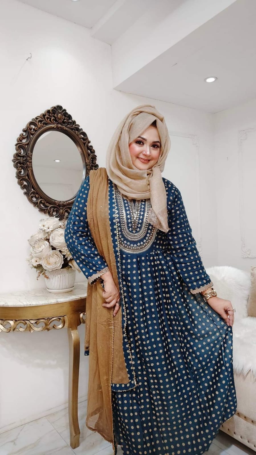 Linen Naira Cut Three Piece with Piped Georgette Orna, 36 Inch Salwar