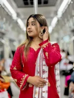 মেয়েদের ঝুমকা এমব্রয়ডারি AC কটন থ্রি পিস, প্রিন্টেড ওড়না