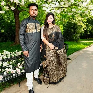 এক্সক্লুসিভ ধুপিয়ান সিল্ক শাড়ি ও পাঞ্জাবি কাপল ড্রেস