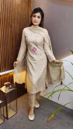 AC কটন এমব্রয়ডারি থ্রি পিস, শিফন ওড়না, 40 থেকে 44 সাইজ